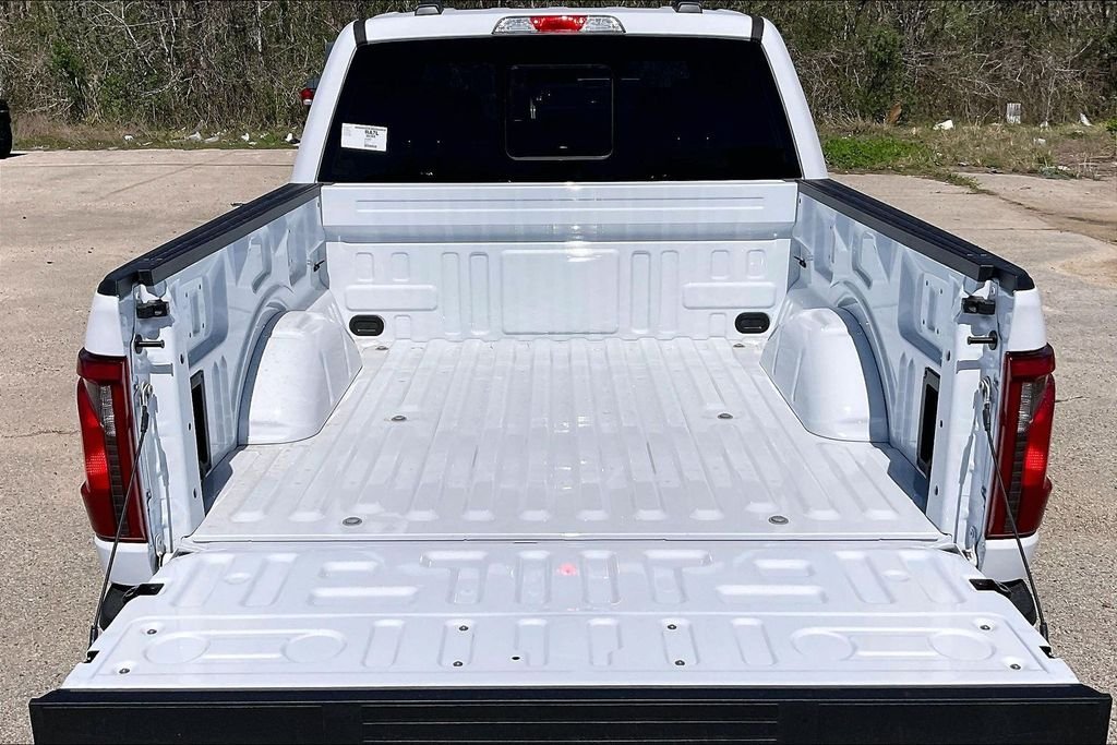 New 2026 Ford F-150 XLT 4D SuperCrew