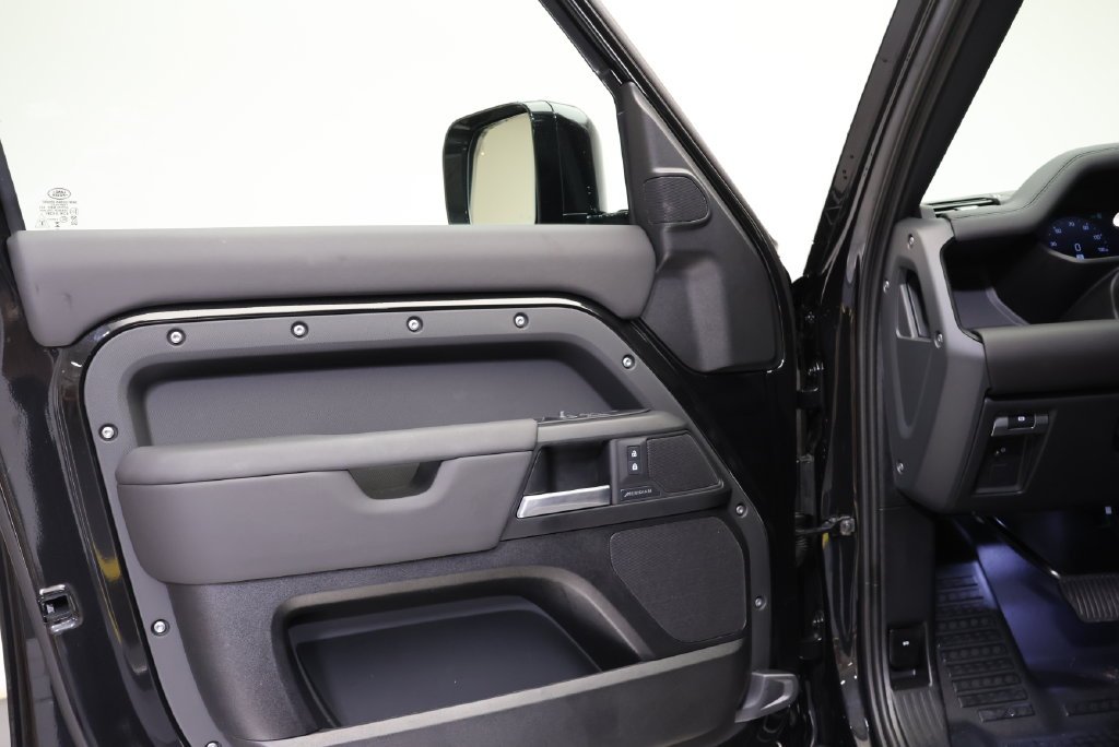 Certified Used 2026 Black Land Rover S image 26