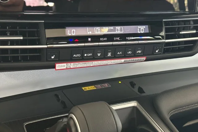 Certified Used 2026  Toyota XLE image 27