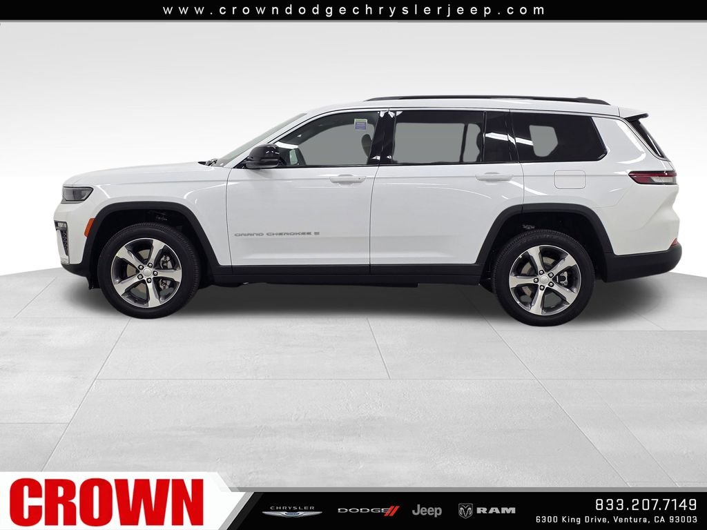 New 2026 Bright White Clear-Coat Exterior Paint Jeep Limited image 8