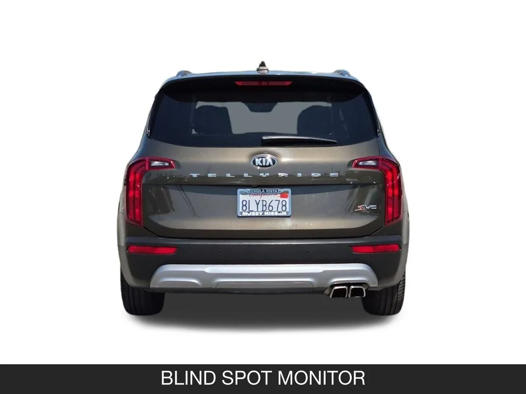 Used 2020 Green Kia S image 8