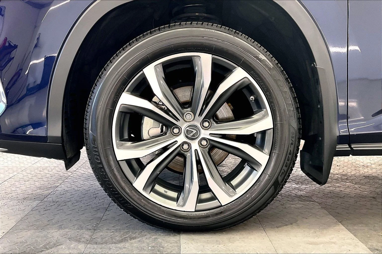 Used 2020 Nightfall Mica Lexus RX 450h image 8