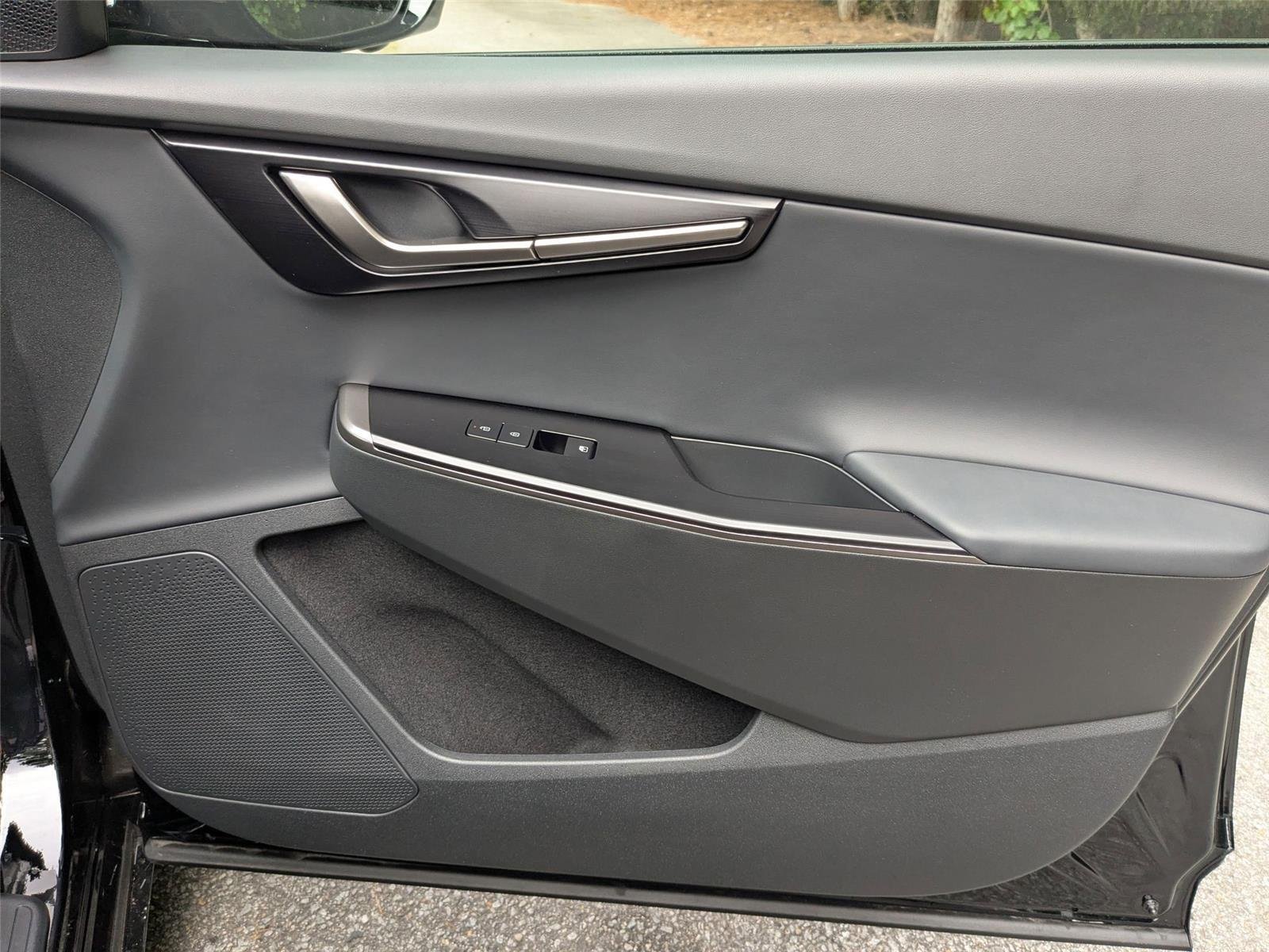 2025 Kia EV6 Wind - Photo 38