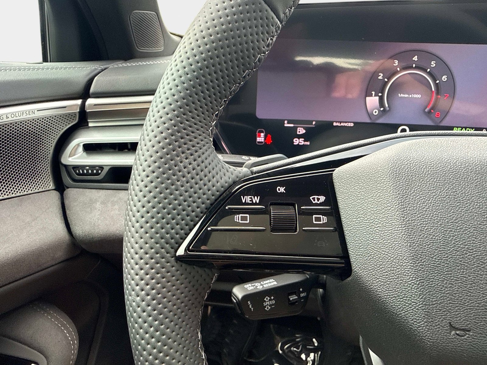 New 2026 Daytona Gray Pearl Effect Audi Premium Plus image 29