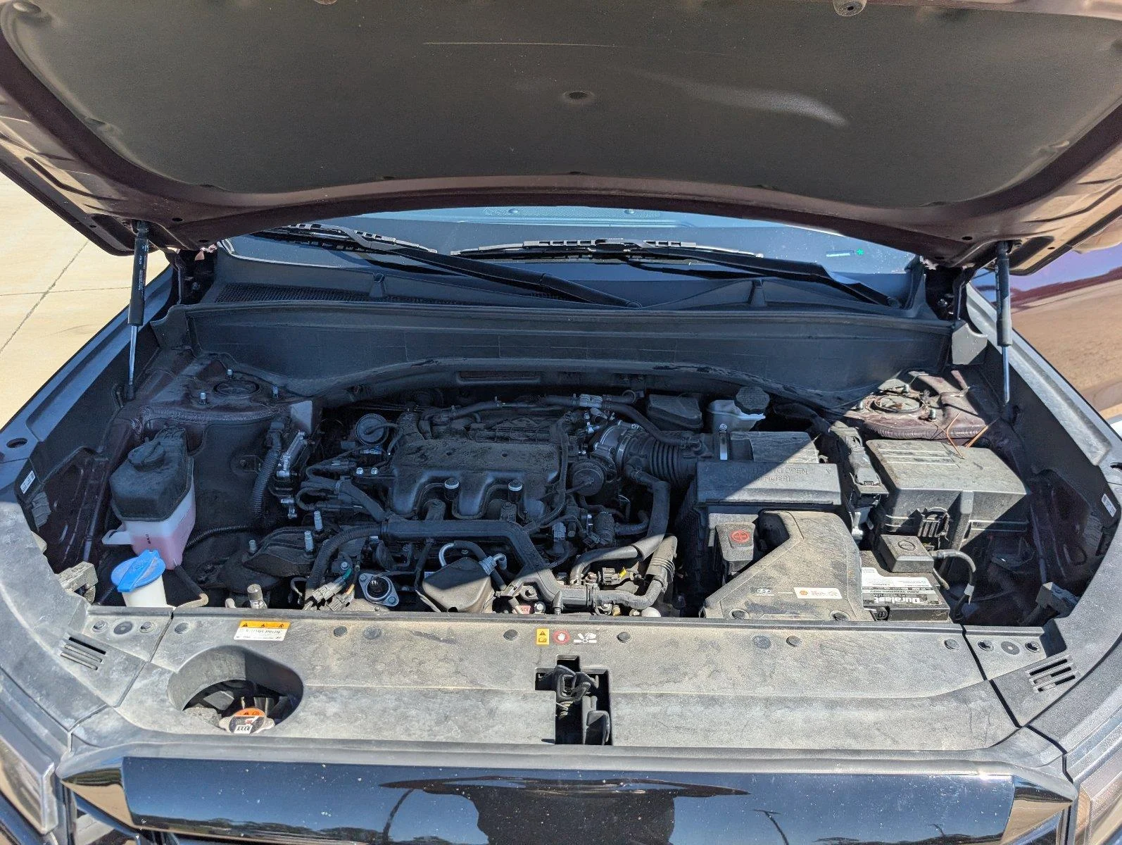 Used 2023 Sierra Burgundy Hyundai SEL image 40