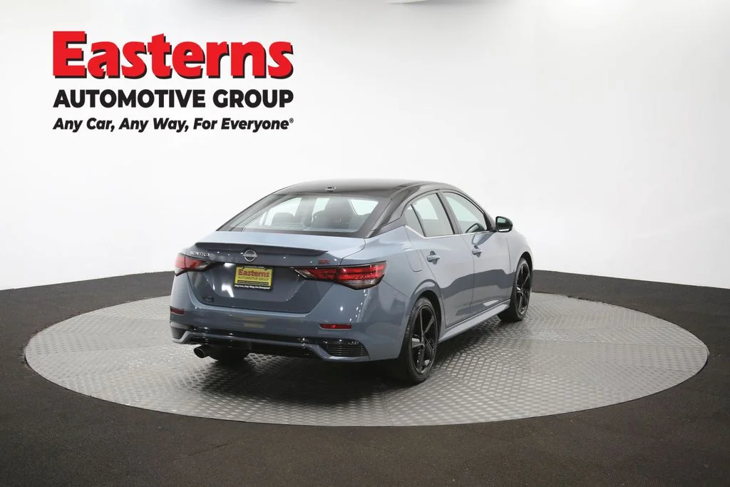 Used 2024 Gray Nissan SR image 39