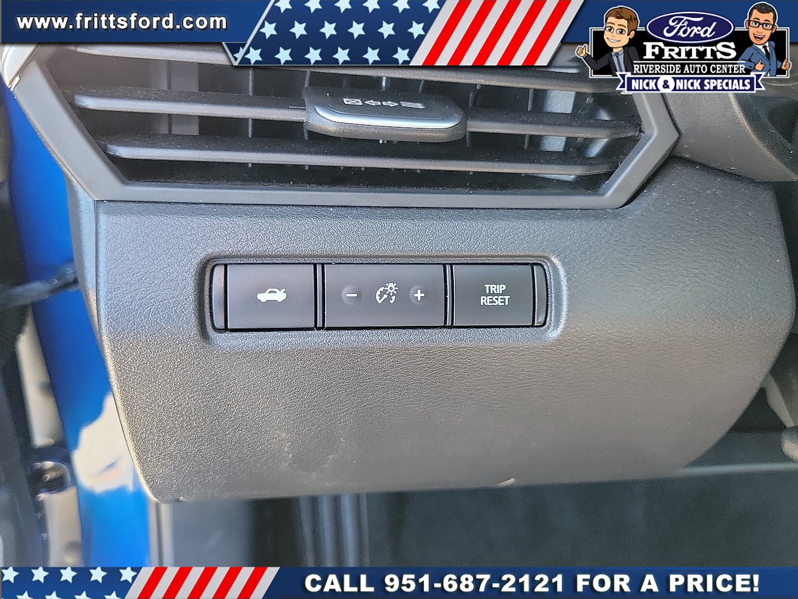 Certified Used 2025 Bluestone Pearl Nissan SV AWD image 11