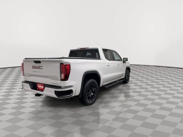 Used 2024 Summit White GMC Elevation image 42
