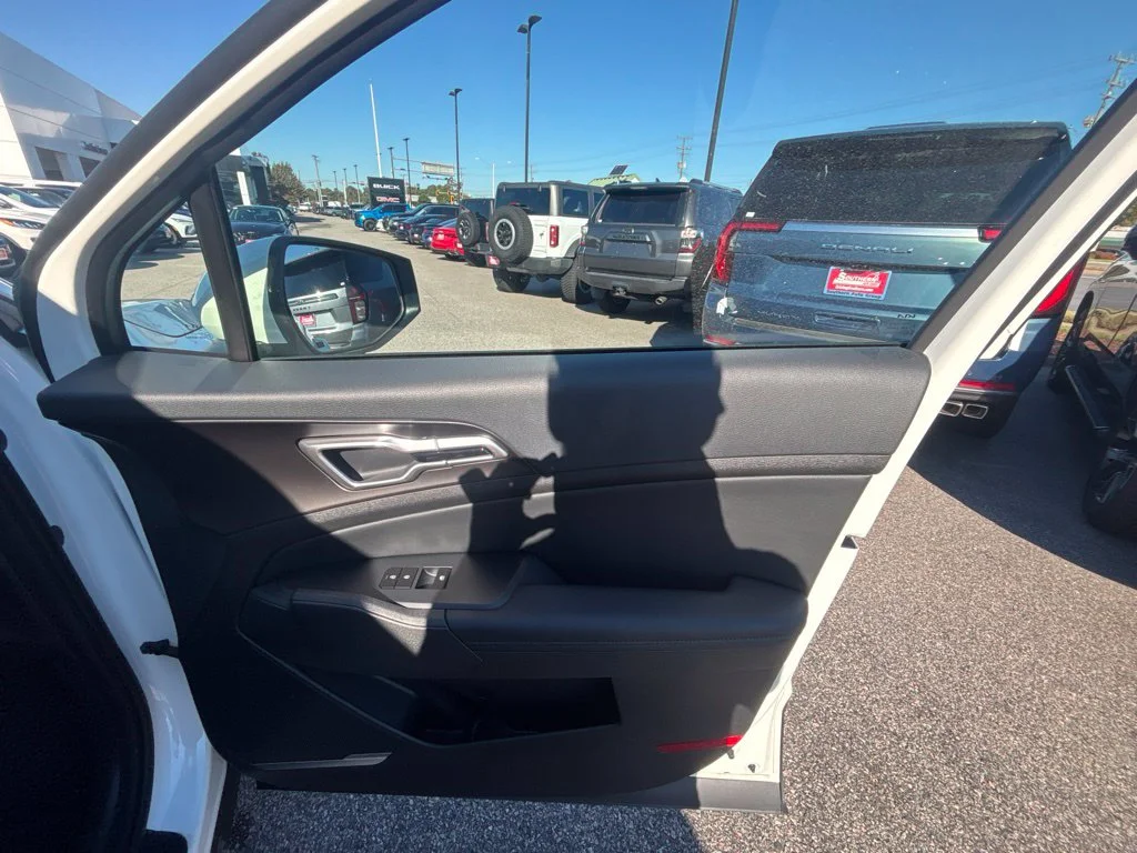 Used 2026 White Kia EX image 23