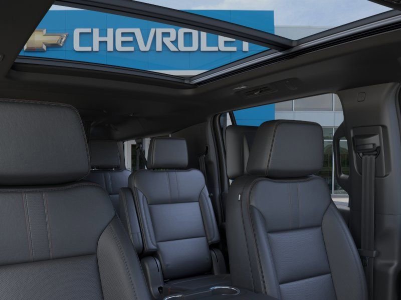 New 2026 Summit White Chevrolet RST image 24