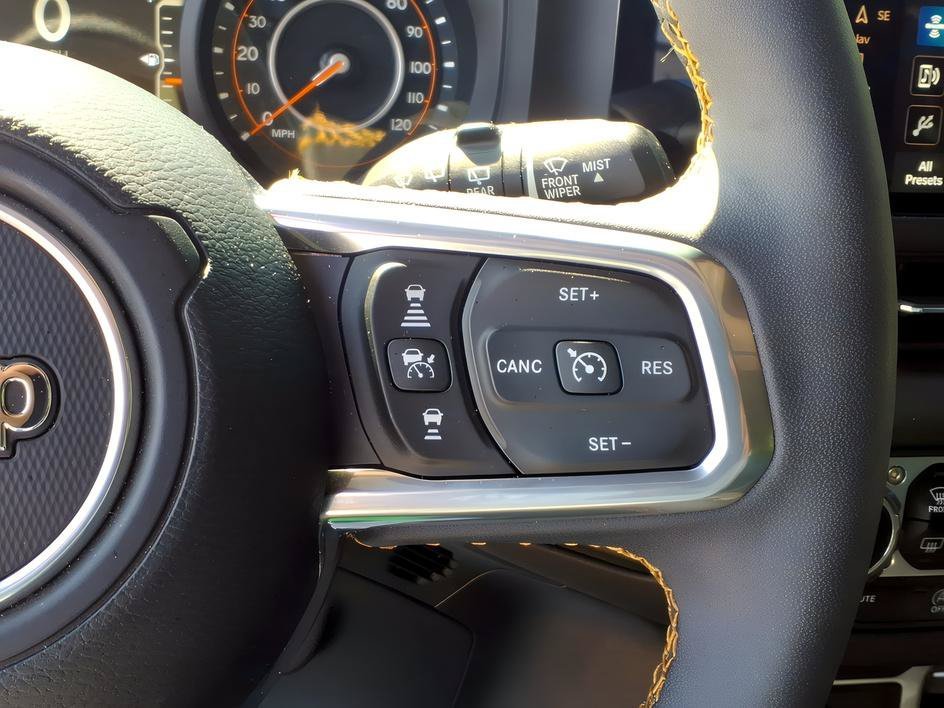 Used 2024 Limited Edition Tuscadero Pearlcoat Jeep Sahara image 29
