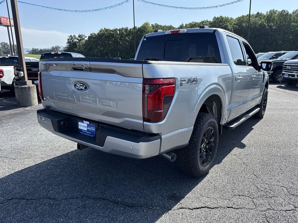 New 2026 Silver Ford XLT image 7