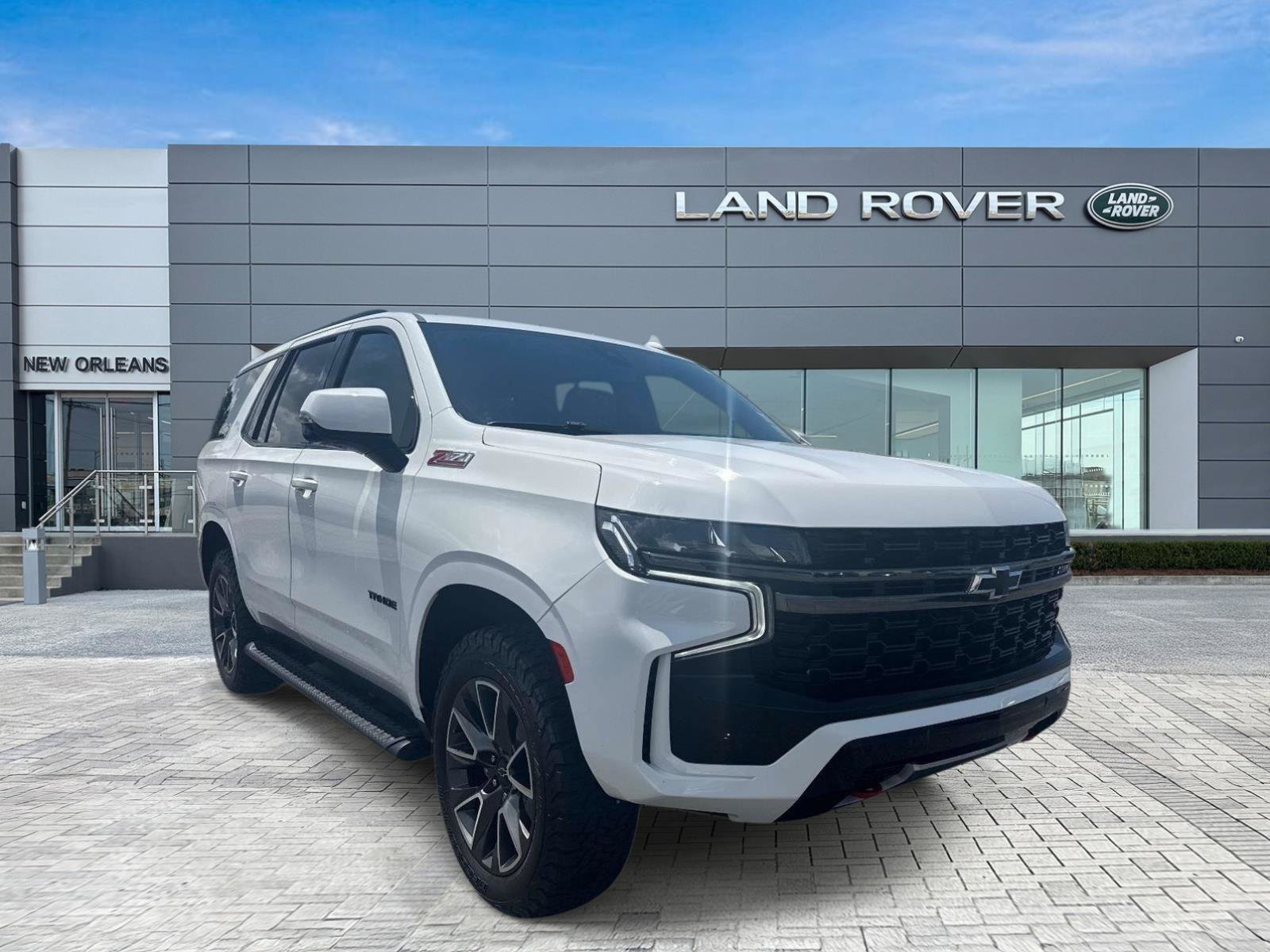Used 2022 White Chevrolet Z71 image 5