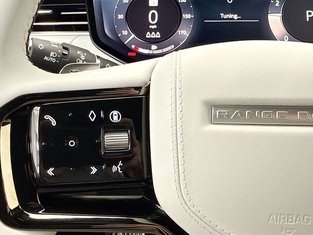New 2026 Varesine Blue Land Rover Dynamic SE image 11