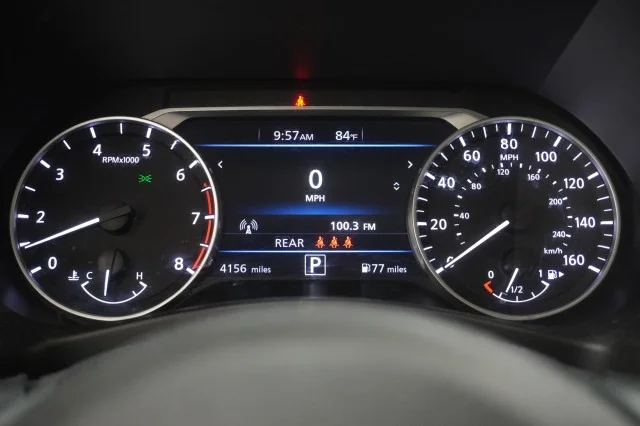 Used 2024  Nissan SV image 22