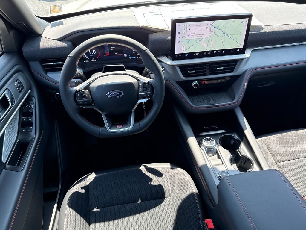 2025 Ford Explorer ST - Photo 25