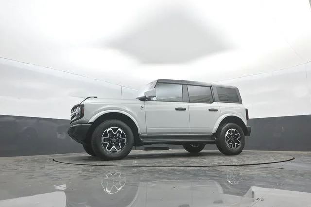 New 2026 Avalanche Gray Ford Outer Banks® image 28