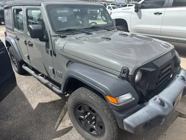 Used 2020 Gray Jeep Sport 4x4 image 8