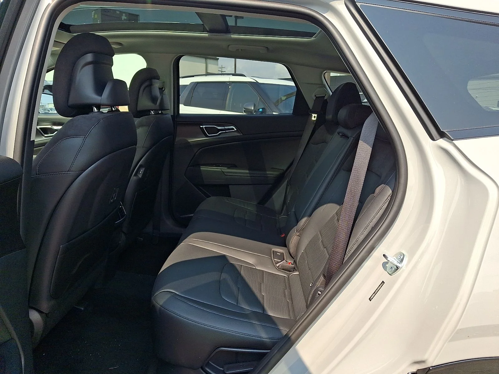 New 2027 Gray Kia SX-Prestige image 8