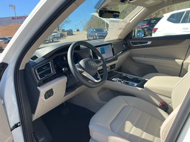 New 2026 White/off-white Volkswagen 2.0T SEL image 6