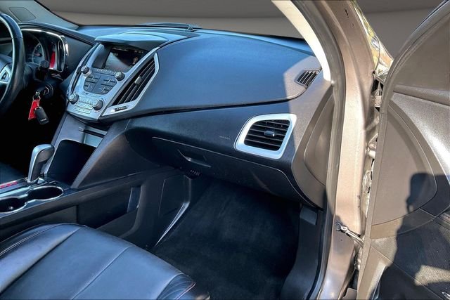 Used 2014 Silver GMC SLT-1 image 15