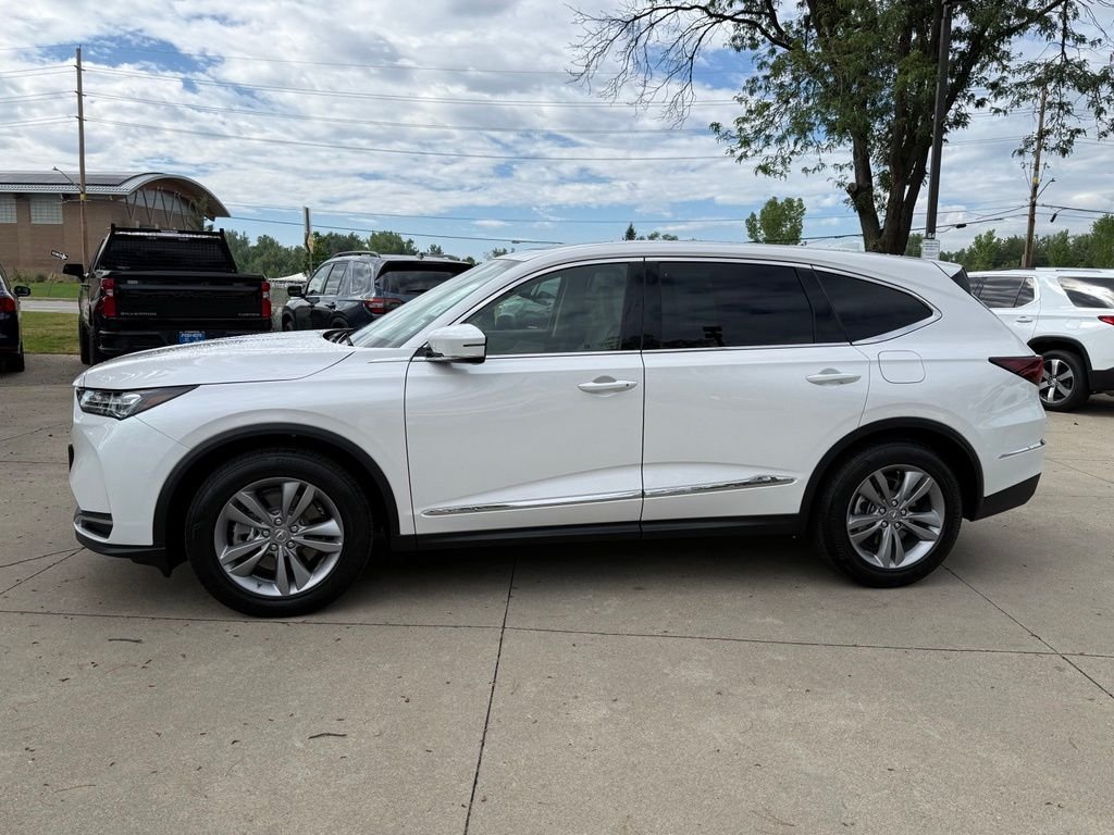 Used 2026 Solar Silver Metallic Acura Base image 10