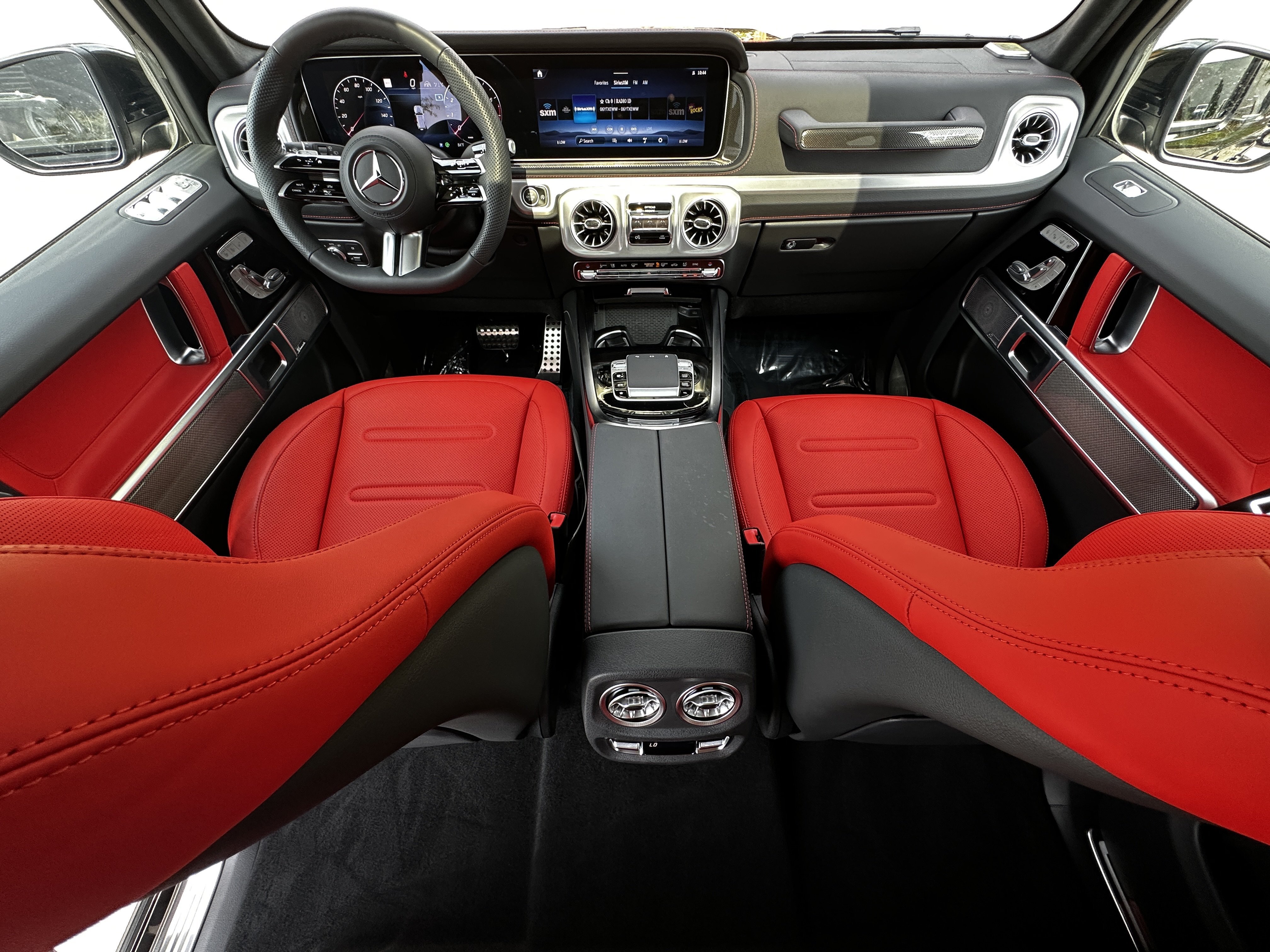 Certified Used 2025 Black Mercedes-Benz G 550 image 27