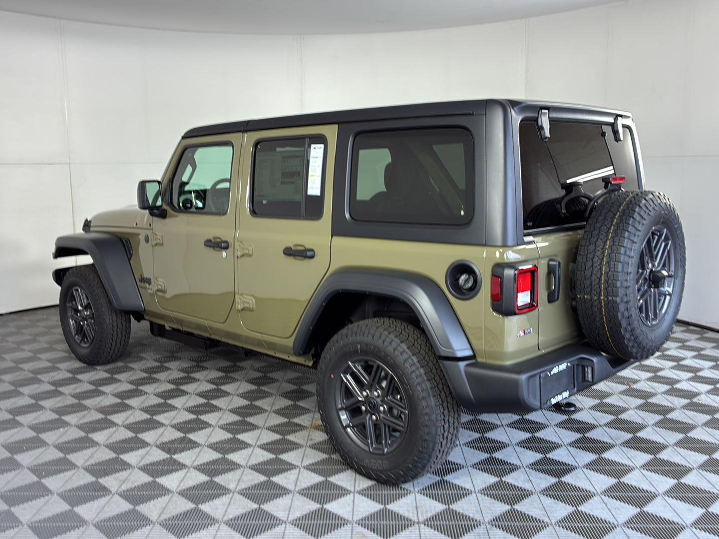 New 2027 41 Paint Jeep Sport S image 6