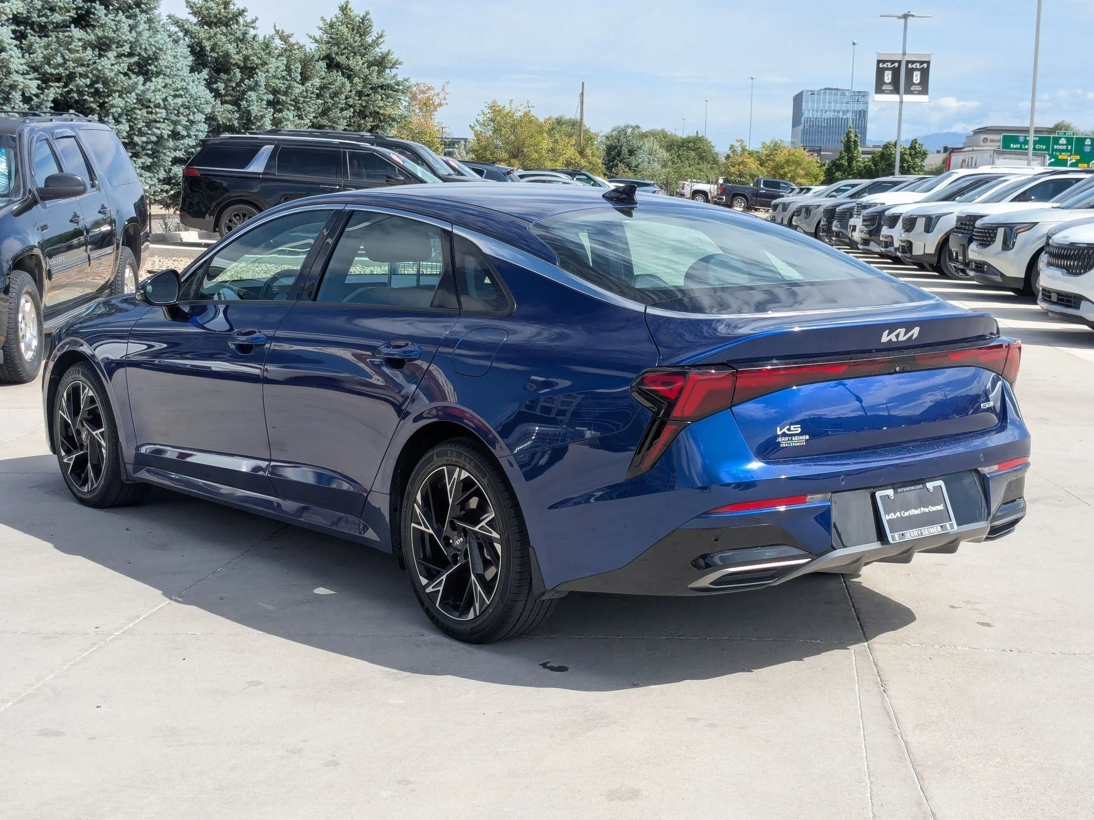Used 2025 Yacht Blue Kia GT-Line image 3