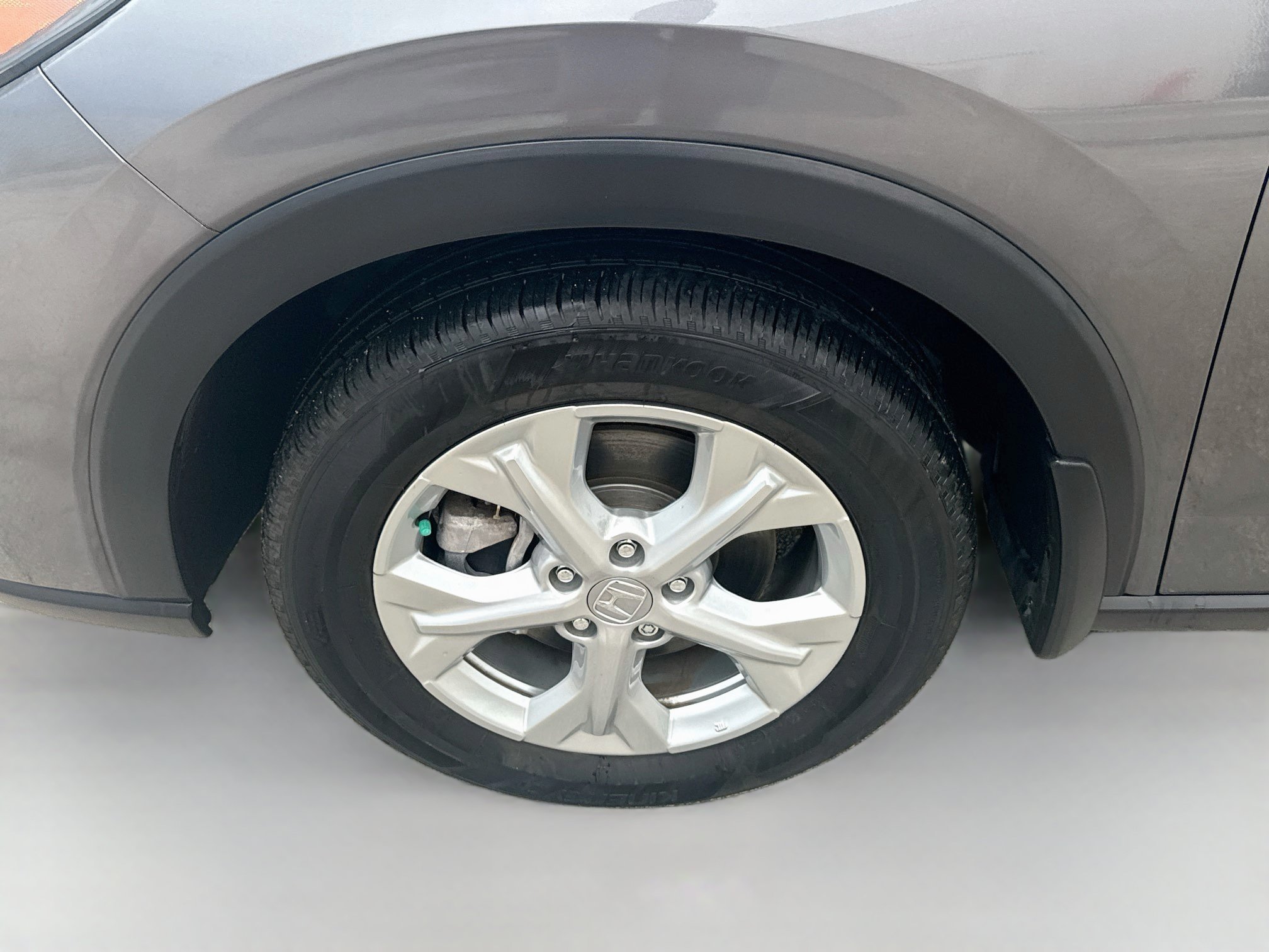 Used 2025 Urban Gray Pearl Honda LX image 33