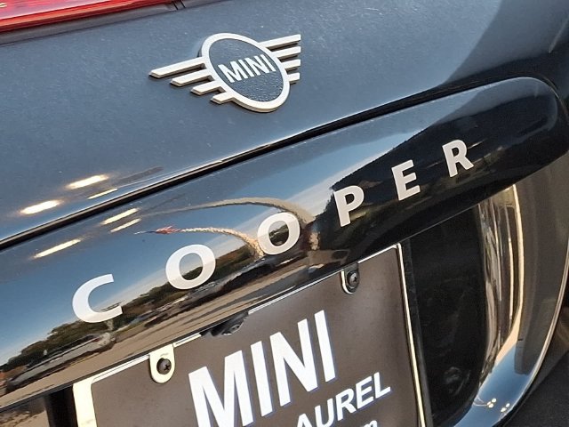 New 2026 Black MINI Iconic image 21