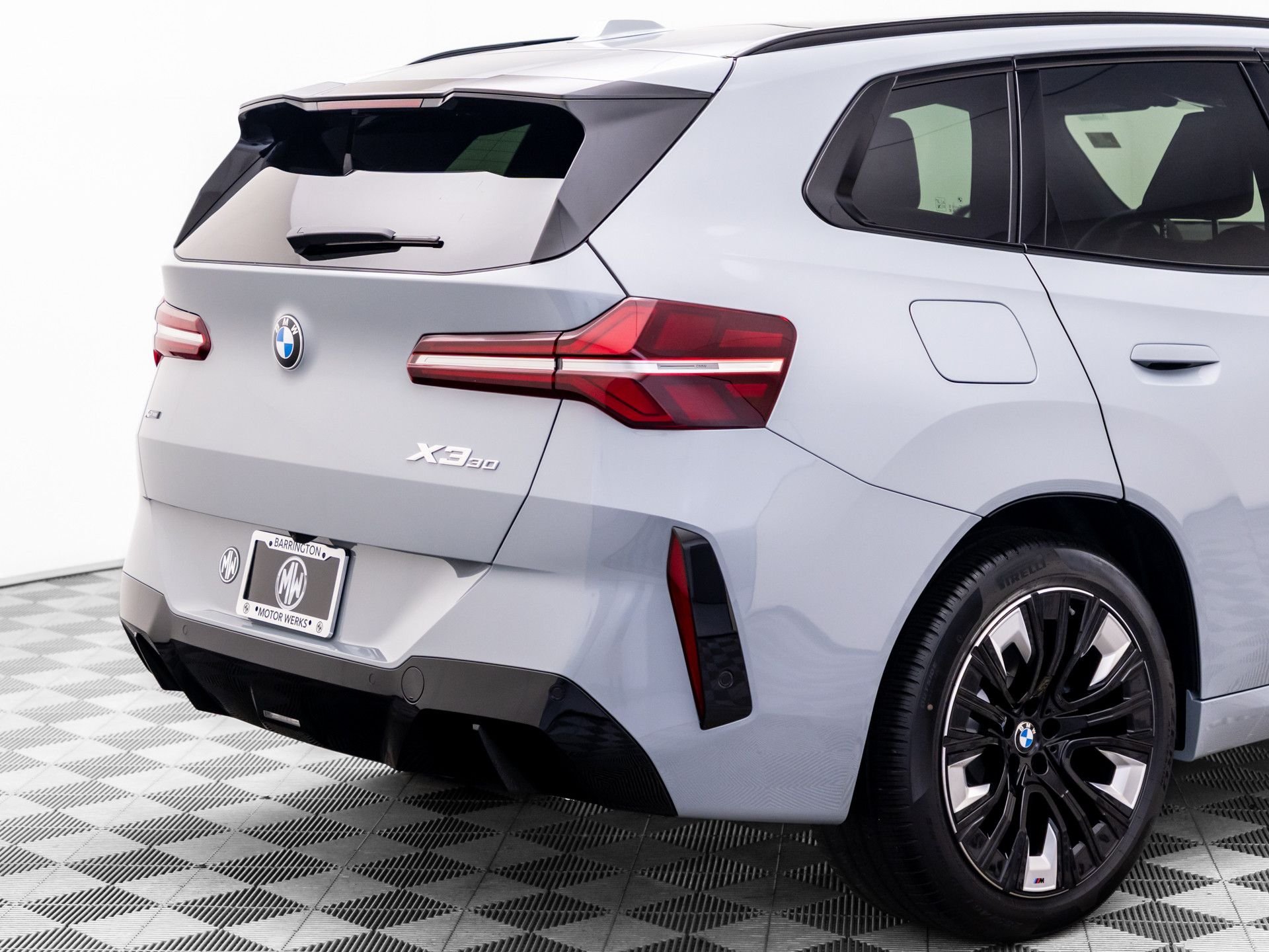 New 2026 Brooklyn Grey Metallic BMW 30 xDrive image 38