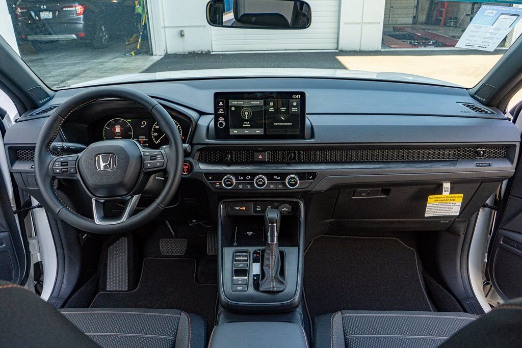 2026 Honda CR-V Sport - Photo 17