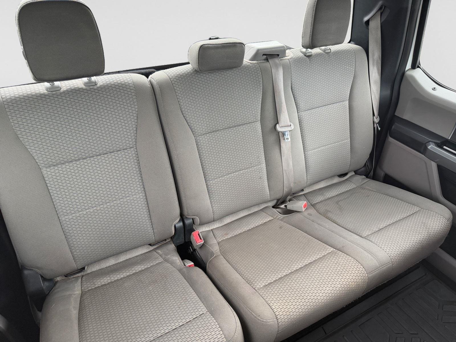 2018 Ford F-350 Super Duty XLT - Photo 17