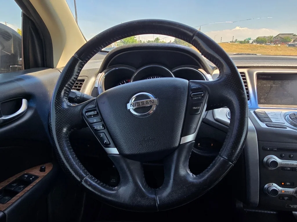 Used 2011 Merlot Metallic Nissan Base image 28