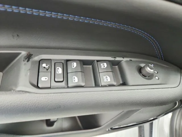New 2026 Silver Jeep Latitude image 21