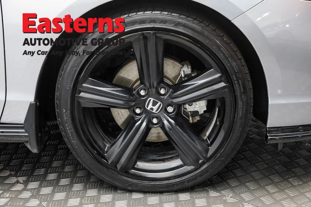 Used 2025 Gray Honda Sport-L image 32