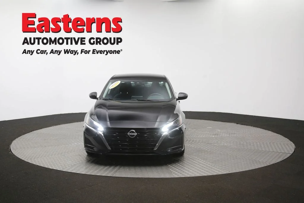Used 2024 Black Nissan 2.5 SV image 52