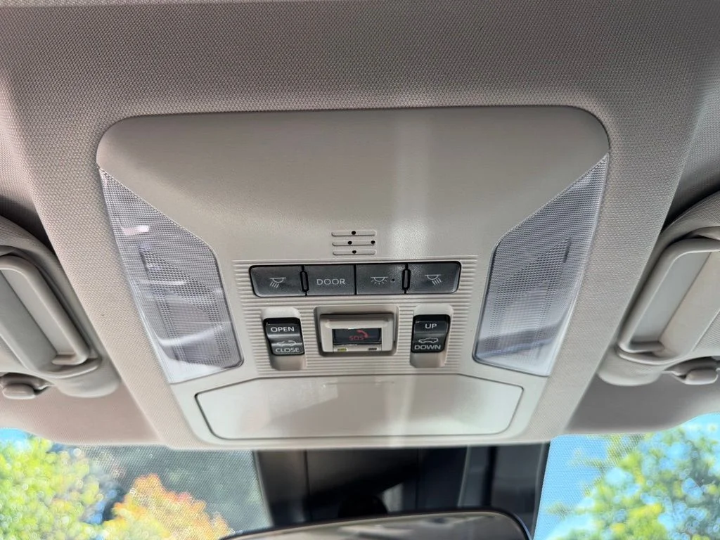 Used 2025 Ice Toyota XLE image 28