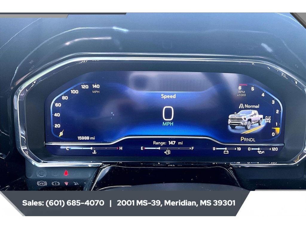 Used 2025 STERLING GRAY METALLIC Chevrolet LT image 14