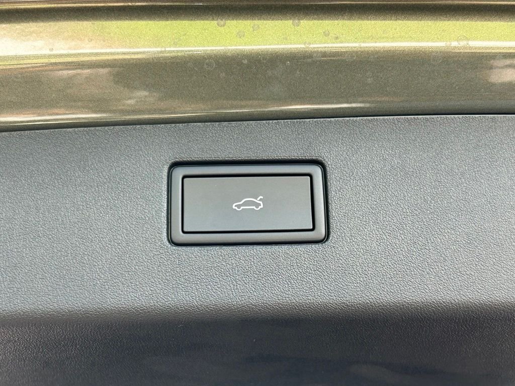New 2026 Green Volkswagen 2.0T SE R-Line Black image 48
