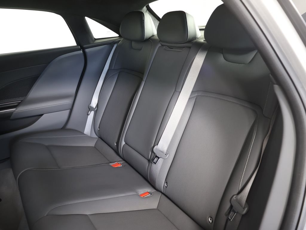 2024 Lucid Air Touring - Photo 28