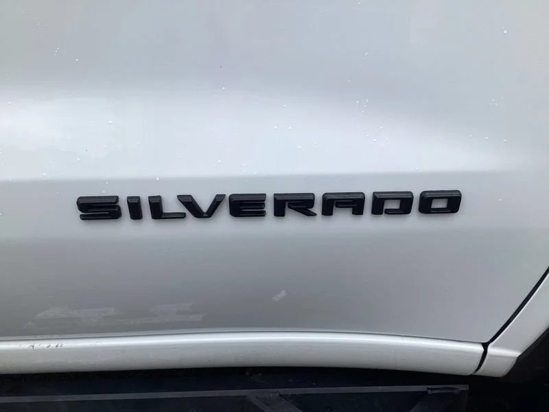 Used 2022 Summit White Chevrolet RST image 10