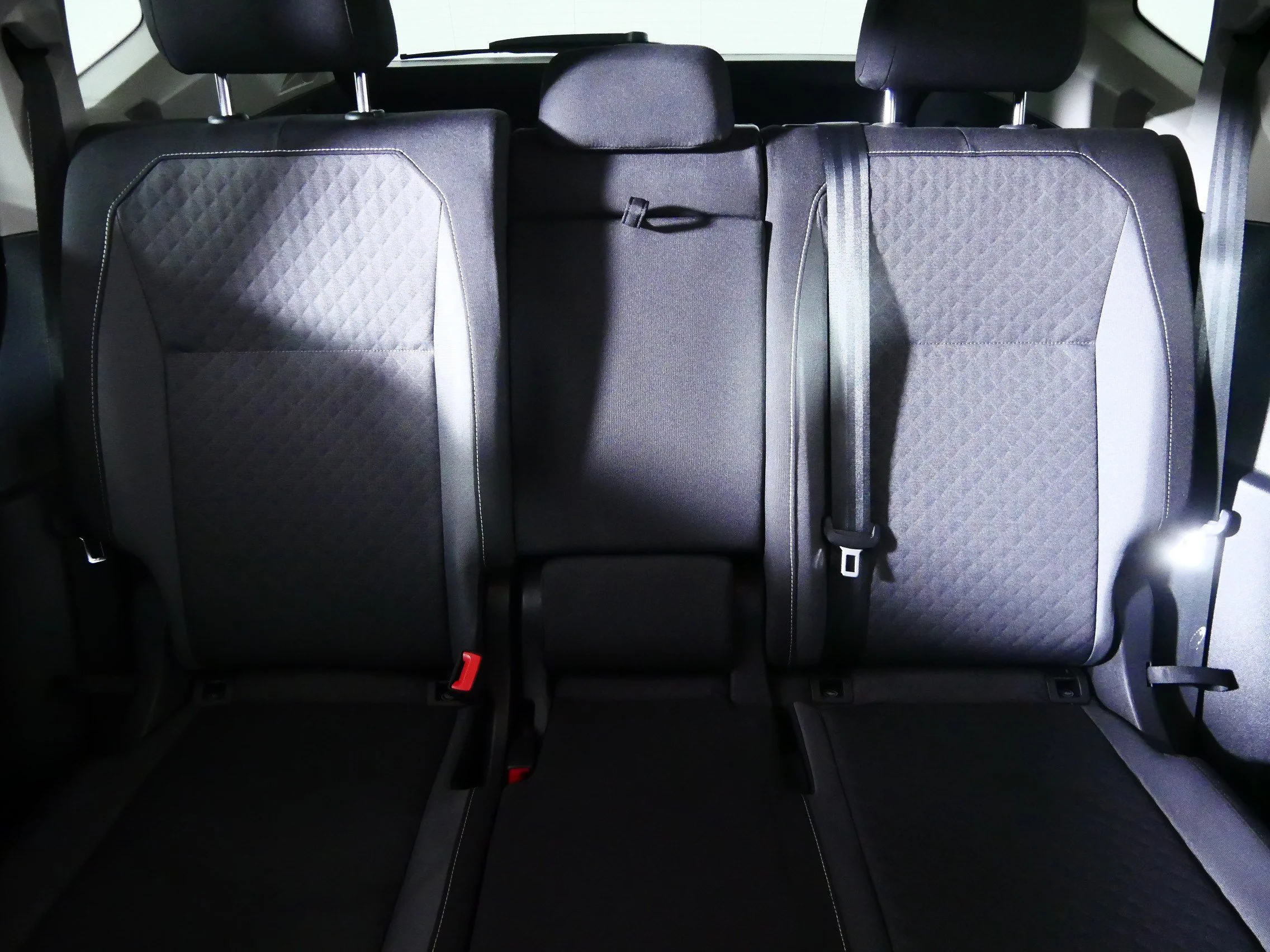 Used 2021 Deep Black Pearl Volkswagen S image 13
