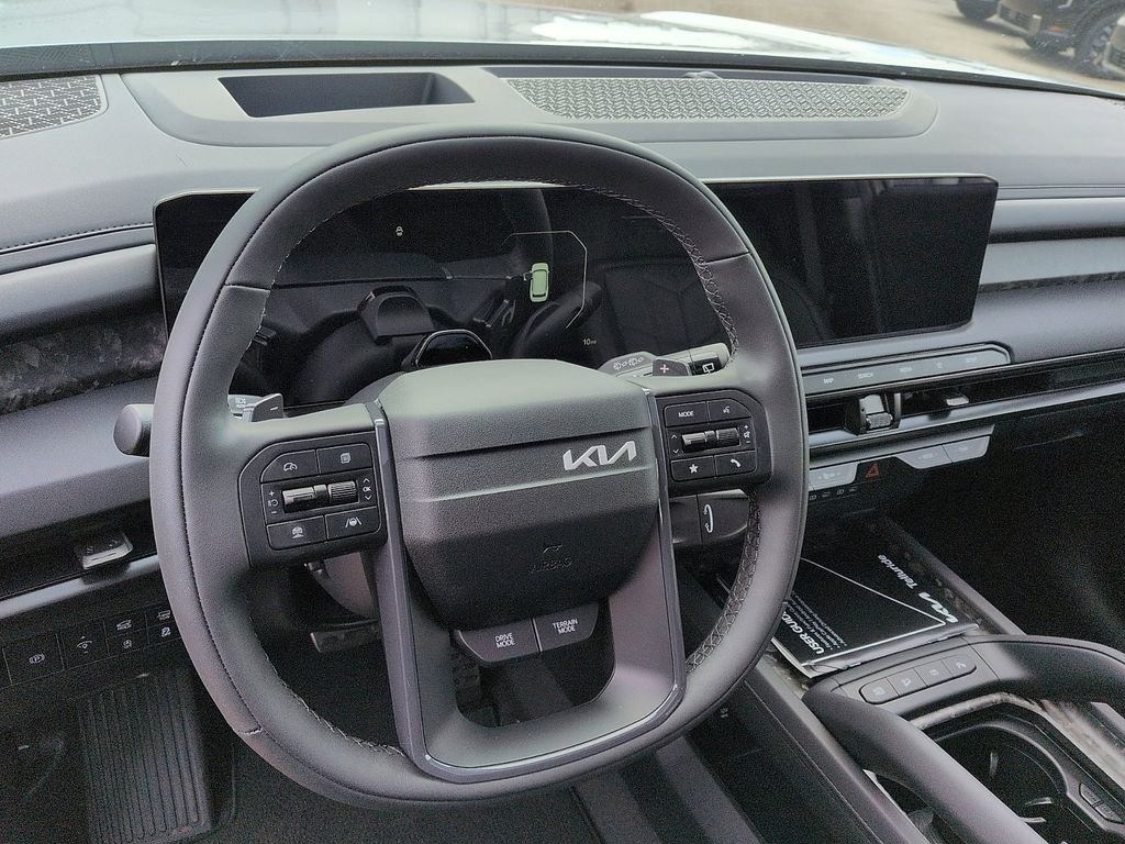 New 2027 Wolf Gray Kia X-Pro SX Prestige image 9