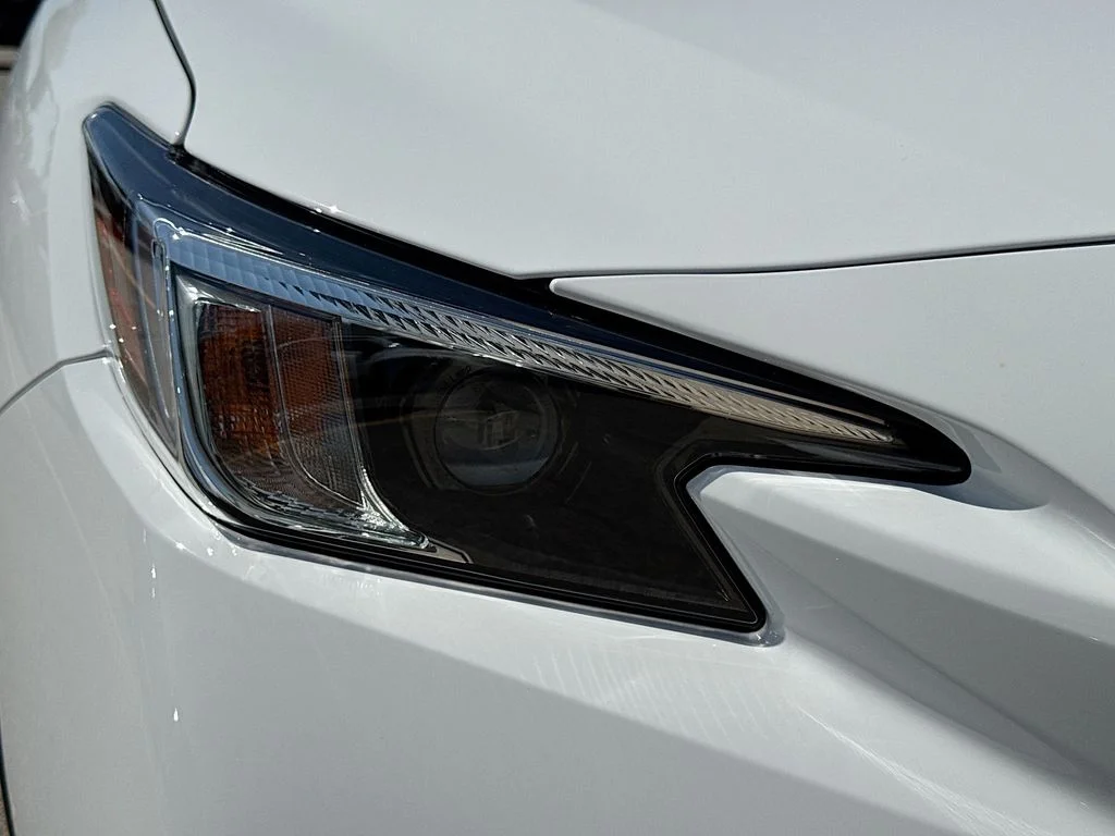 New 2026 White Subaru Base image 35