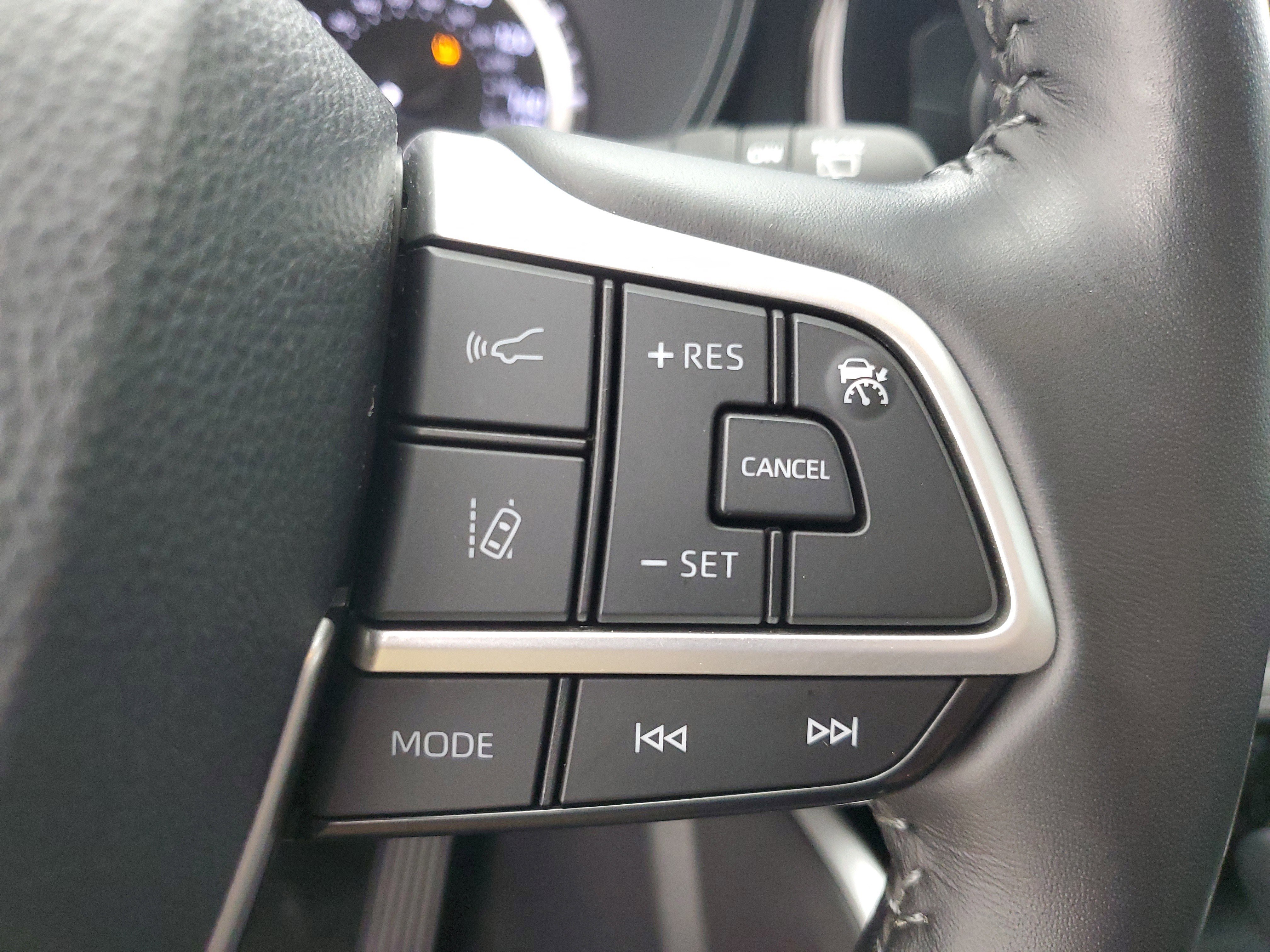 2024 Toyota Highlander LE - Photo 26