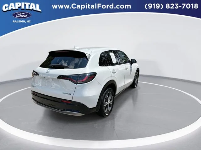 Used 2024 White Honda EX-L image 8