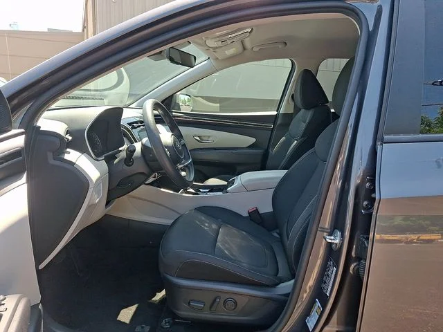 Used 2023 Gray Hyundai SEL image 13