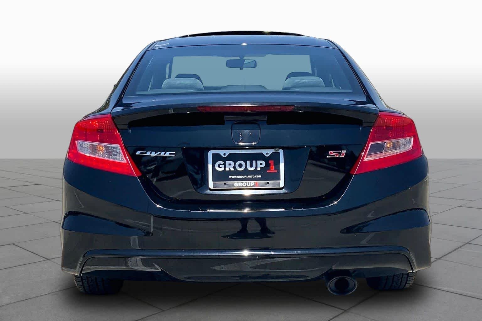 Used 2013 Crystal Black Pearl Honda Si image 5